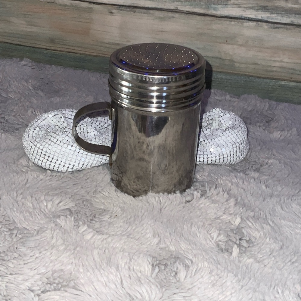Stainless Steel Shaker with Handle